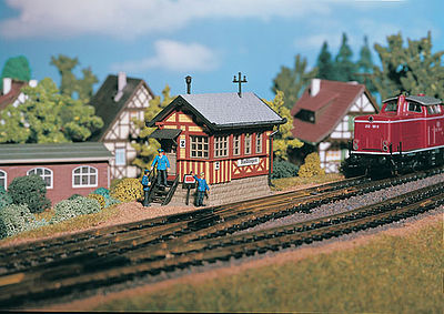 Vollmer 45730 HO Scale Crossing Shanty -- 4-3/8 x 2-3/8 x 3" 11 x 6.1 x 7.5cm