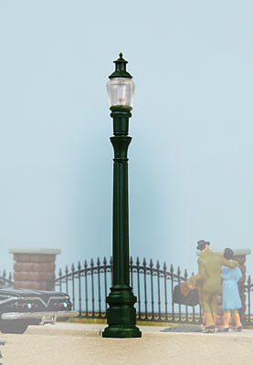 Walthers Scenemaster 949-4304 HO Scale Cast Iron Column Street Light -- pkg(2)