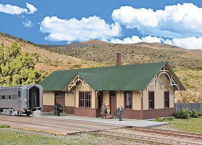 Walthers Cornerstone 4057 HO Scale Union Pacific(R)-Style Depot -- Kit - 11-3/4 x 5-5/8 x 4" 29.8 x 14.2 x 10.1cm
